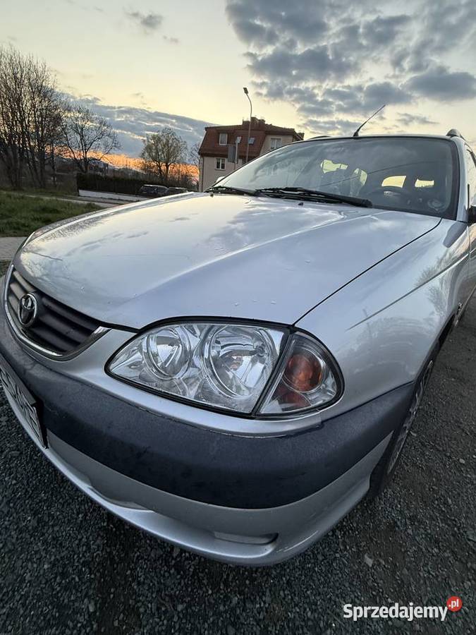 Niezawodna Toyota Avensis Toyota Kowary