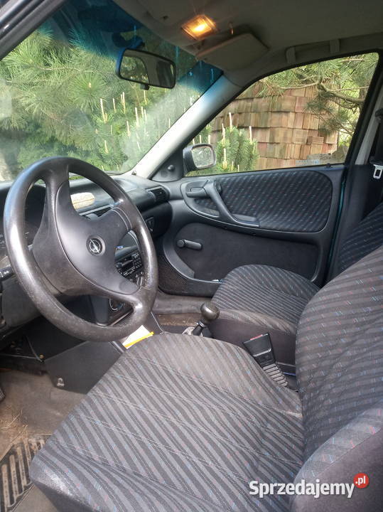 Opel Astra 14 82 1995 Kąty