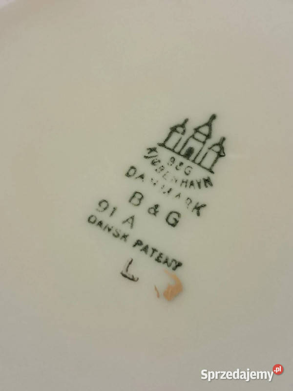 Dzbanek w kwiaty Bing Grondahl 19421951r Skwierzyna