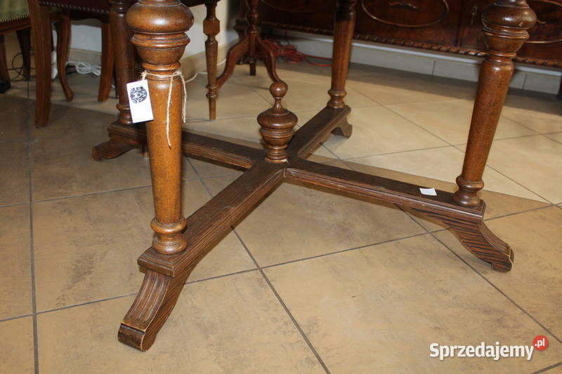 stol ośmiokątny drewniany 1584	Fiaf Szczecin