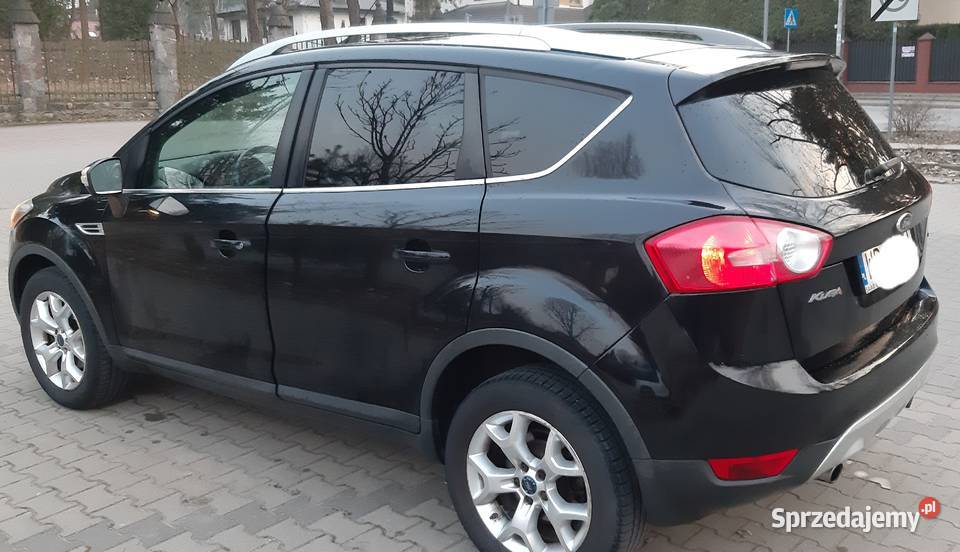 FORD KUGA Zakręt