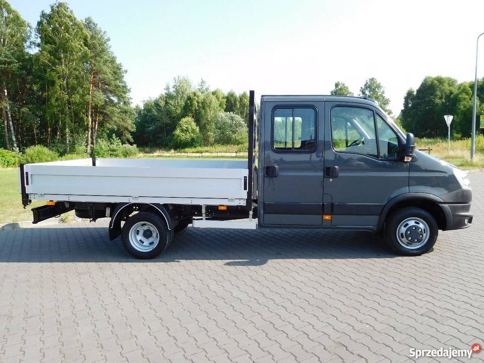 Sprzedam Iveco Daily 7 Osobowy Stan Nowy garażowany