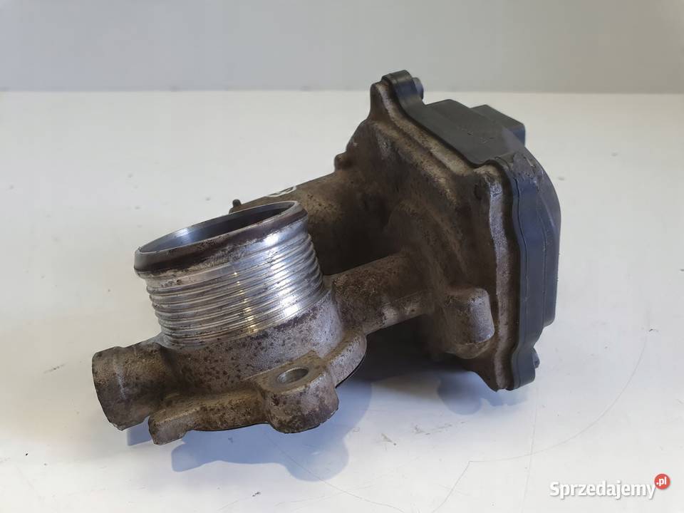 VW Passat B8 20 TDI PRZEPUSTNICA 04L131501C osobowe Janów