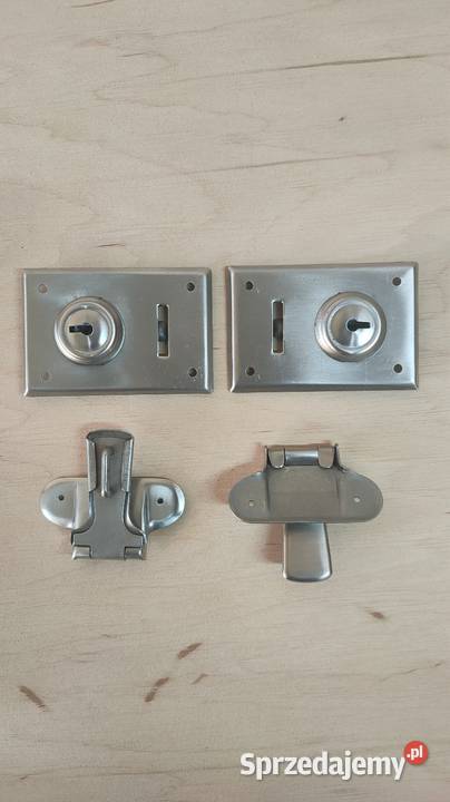 Zamki zapięcia do futerału na akordeon