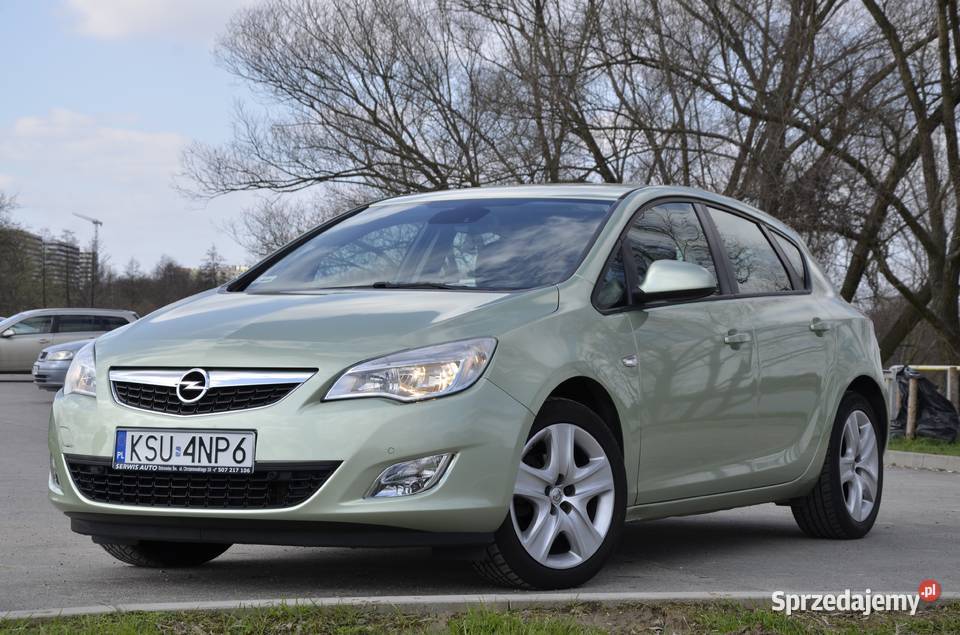 Opel Astra 1.4 Turbo Edition / zadbane, tempomat, czujnik parkowania
