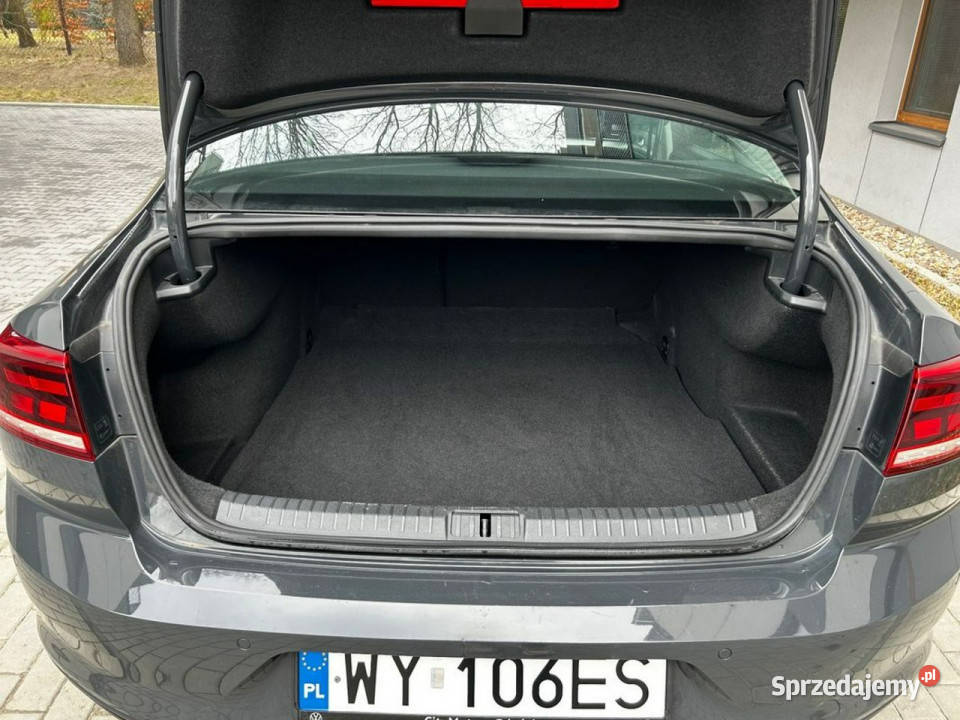 Volkswagen Passat Pierwsza rejestracja 032021r Warszawa
