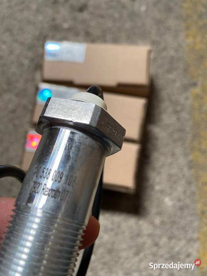 Czujnik położenia 0538009106 Valtra Massey Valtra Białystok