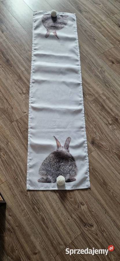 Bieżnik Kani obrus Wielkanoc zając z pomponem