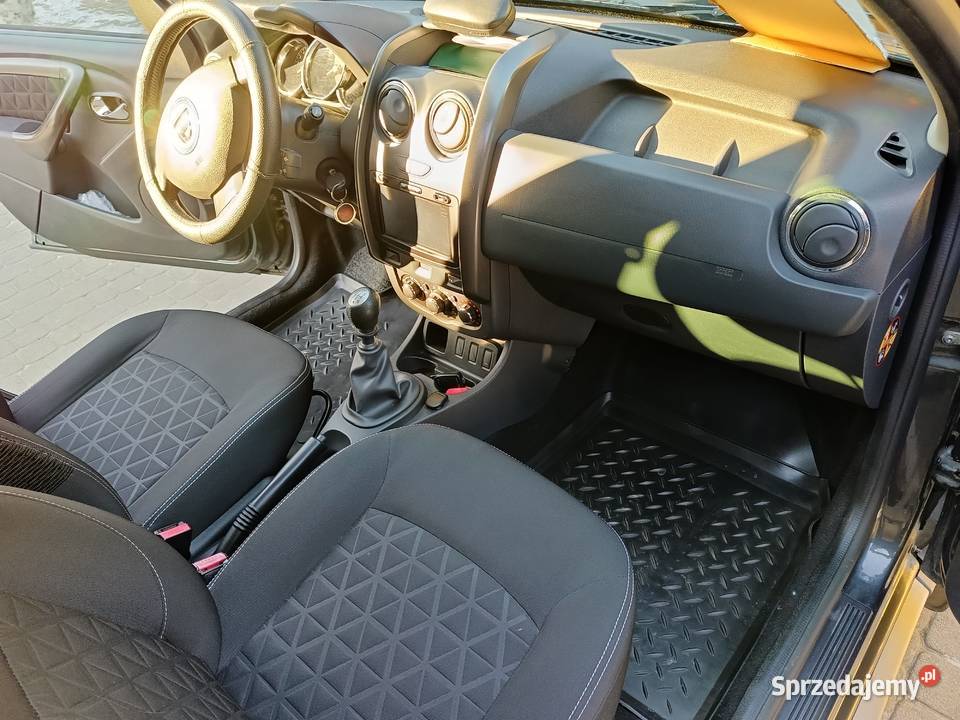 Dacia Duster 15 dCi nieuszkodzony Duster Zabratówka