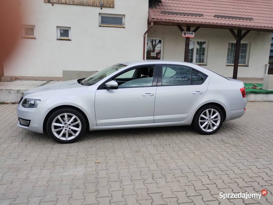 Skoda Octavia 3 światła do jazdy dziennej śląskie Truskolasy
