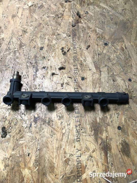 LISTWA WTRYSKOWA FIAT PUNTO II 12 3219018301 śląskie Kozy