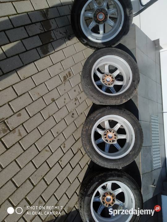 komplet felg aluminiowych z oponami letnimi VW Samochodowe Reda