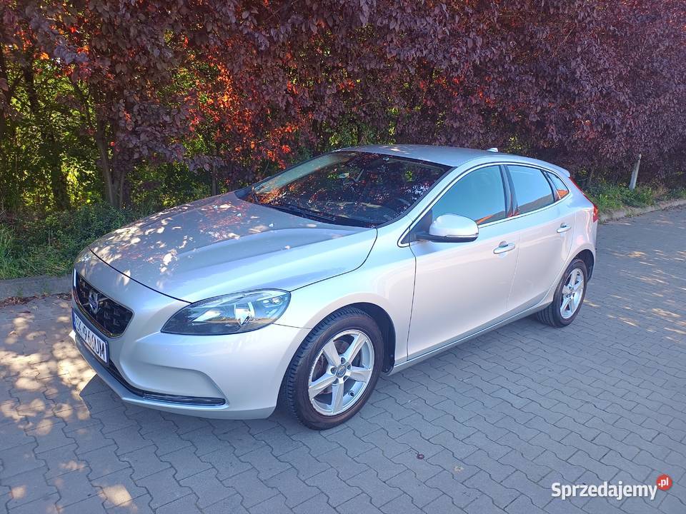 znakomite Volvo V40 D2 2016 Katowice manualna