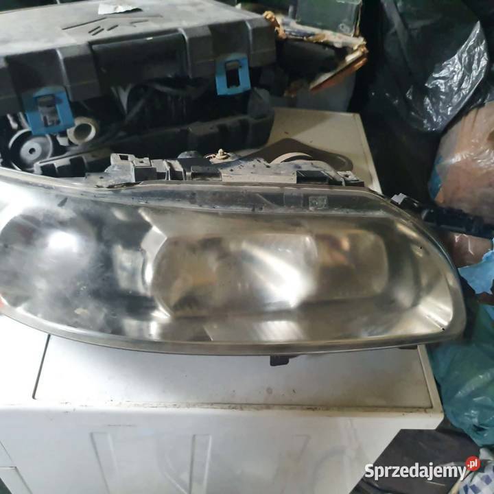Lampa prawa reflektor prawy Xenon xsenon ksenon Kraków sprzedam