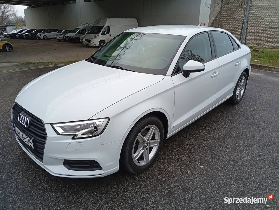 Audi A3 16tdi Stronic Samochody osobowe