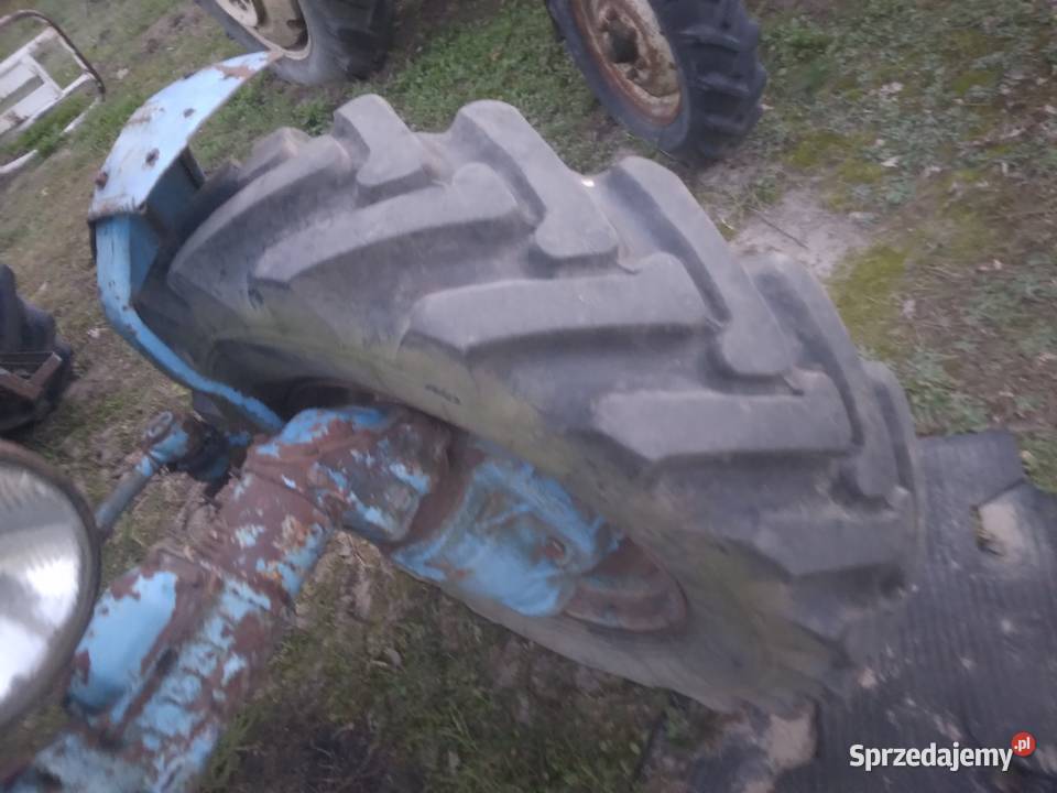 Mtz 82 rocznik 1993 4x4 idealny Gwizdów sprzedam