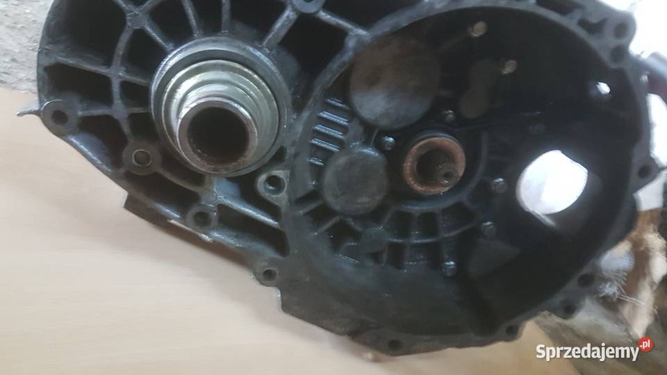 Skrzynia biegów sharan 2002 19tdi auy 115 Piestrzec