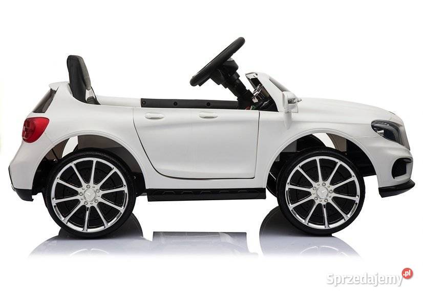 Autko na akumulator Mercedes AMG GLA 45 dżip SUV