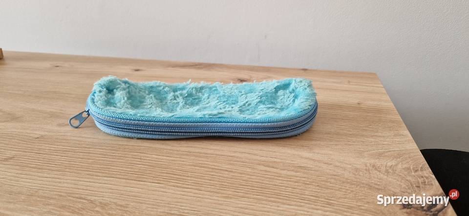 piórnik puchaty etui na okulary niebieski małopolskie Kraków