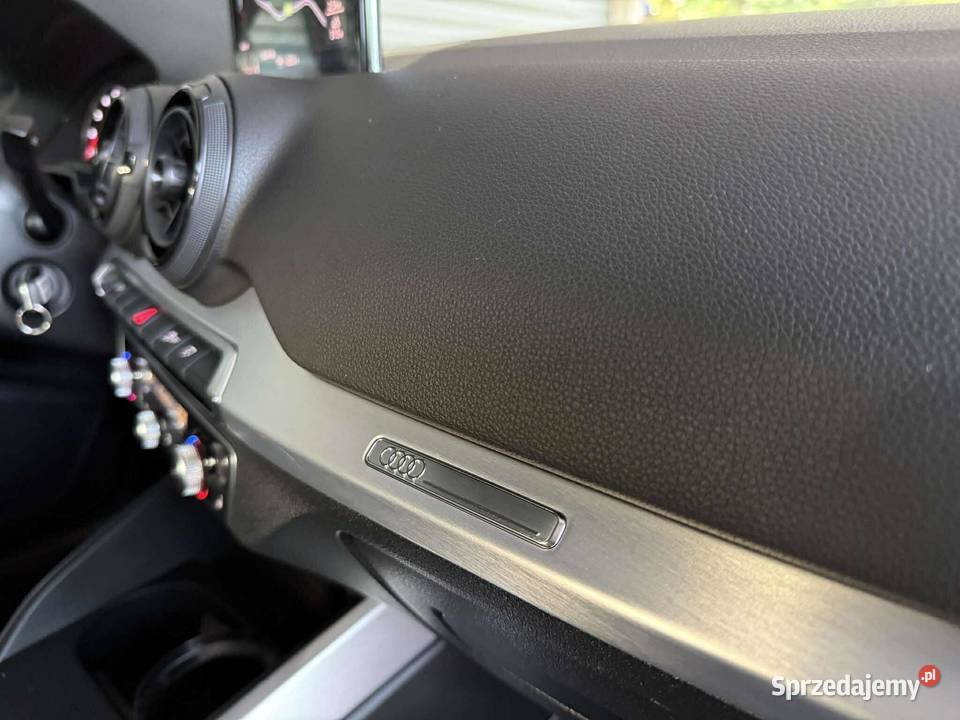 AUDI Q2 CZEREONA POMARAŃCZA Motoryzacja Kraków