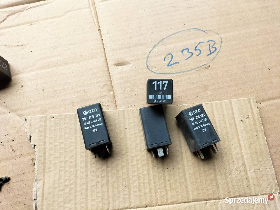 PRZEKAŹNIK 117 357906121 12V AUDI VW SEAT Kamień-Kolonia