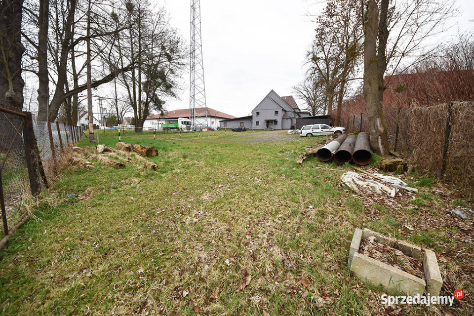 Lokal Niemodlin 700m2 Ilość pomieszczeń 23 sprzedam