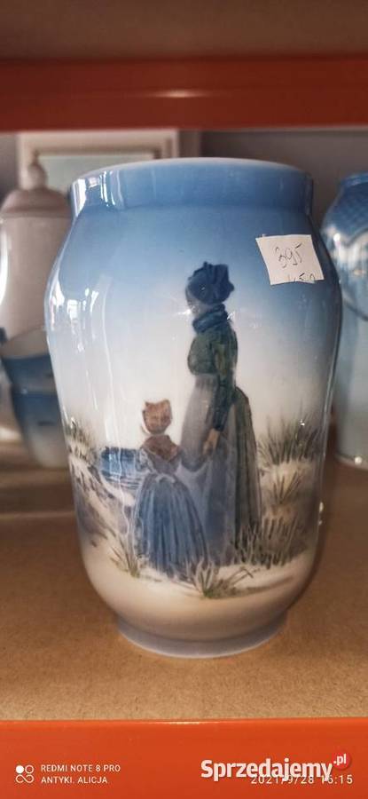 Wazon z szukającymi krewnych na morzu
Royal pomorskie Gdańsk