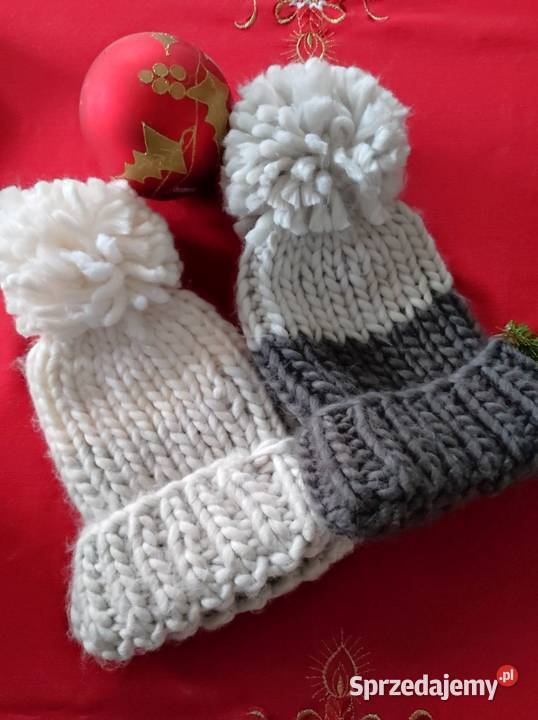 grube mięsiste czapki bliźniaczki z pomponem świętokrzyskie Kielce