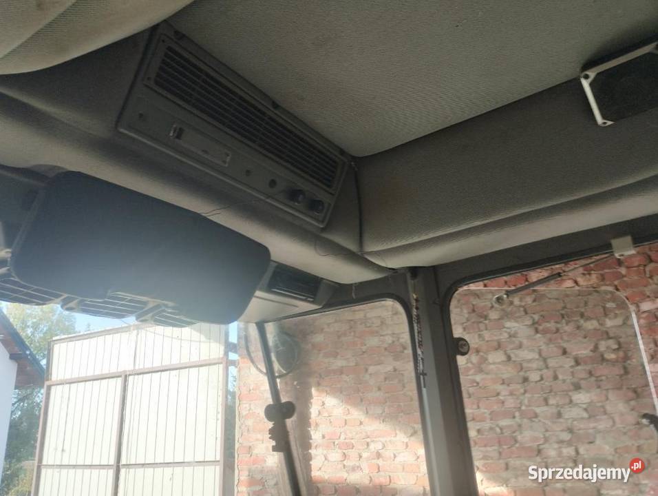 Kombajn zbożowy Claas dominator 68s stół do Zbożowe Bełchatów sprzedam
