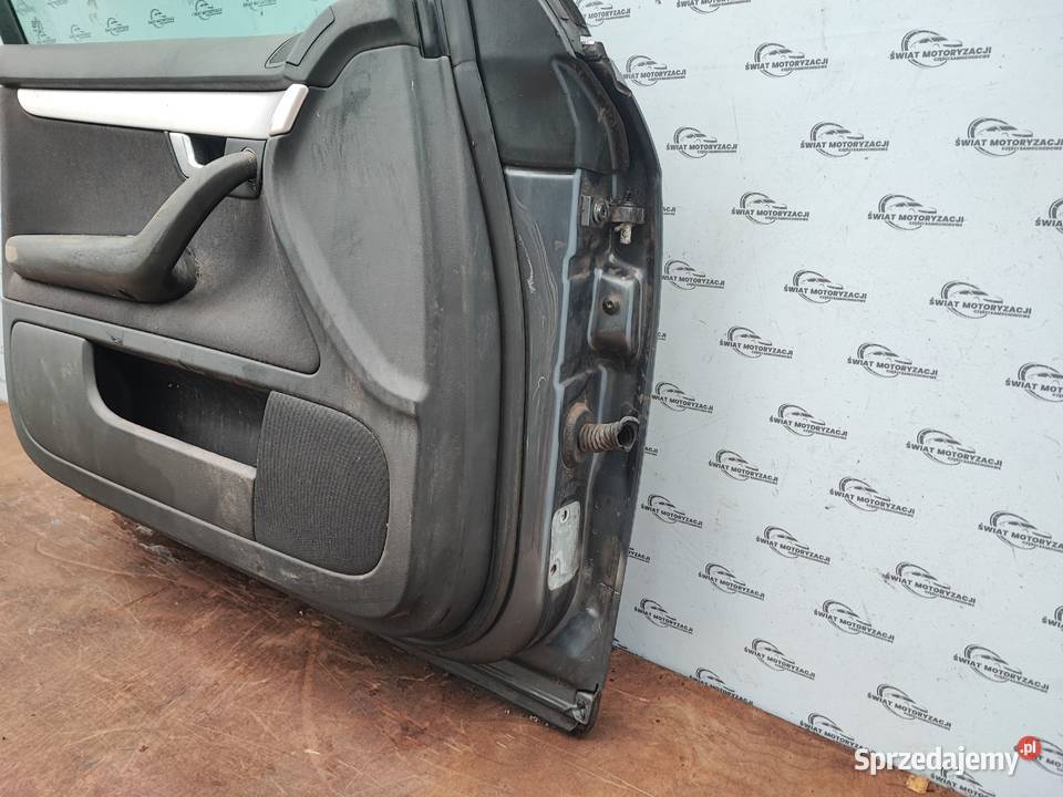 AUDI A4 B7 SLINE 08r drzwi lewe przód osobowe Kielce sprzedam