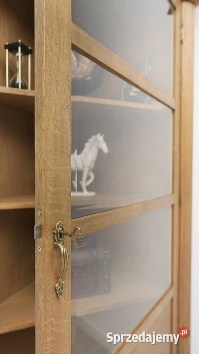 Antyczna narożna witryna z litego dębu renowacji Jerka