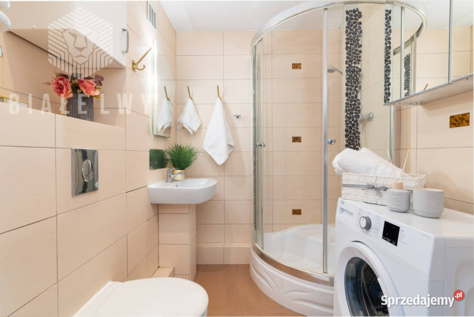 sprzedaży mieszkania 575m2 3 pokoje Warszawa własność