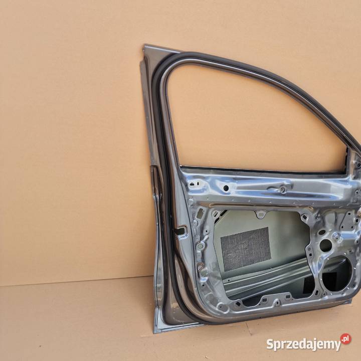 VW PASSAT B9 3J0 DRZWI LEWY PRZÓD PRZEDNIE osobowe Bieleń