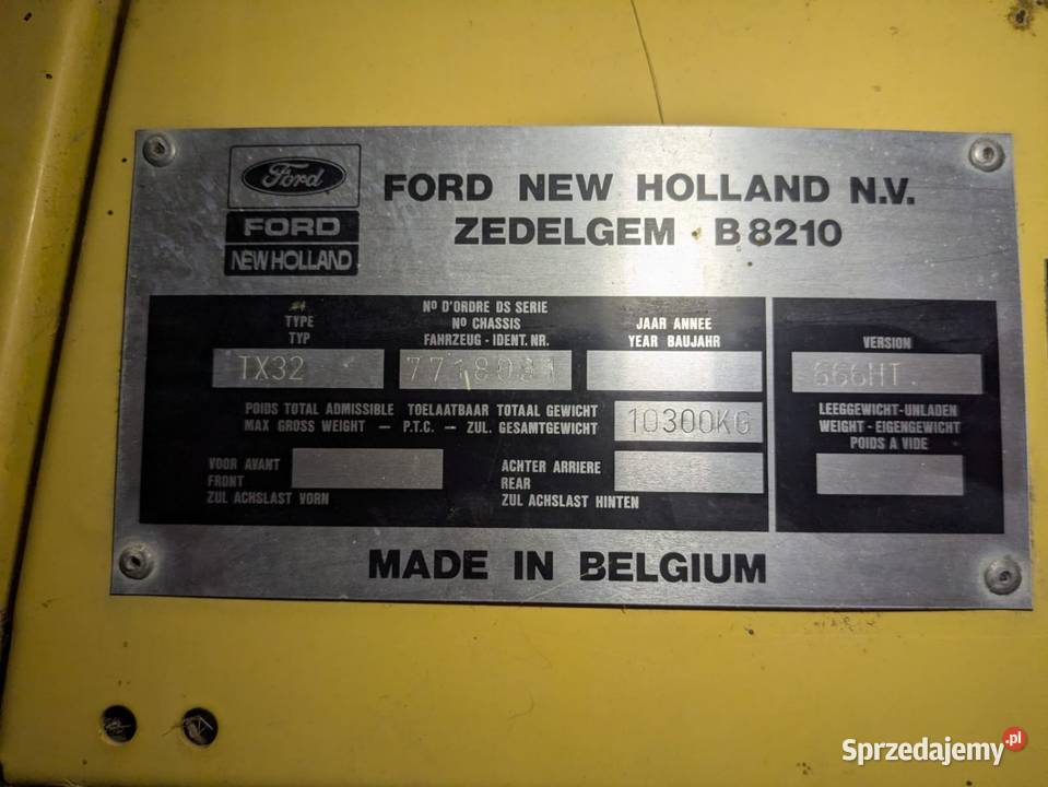Kombajn zbożowy TX32 New Holland Brzegi
