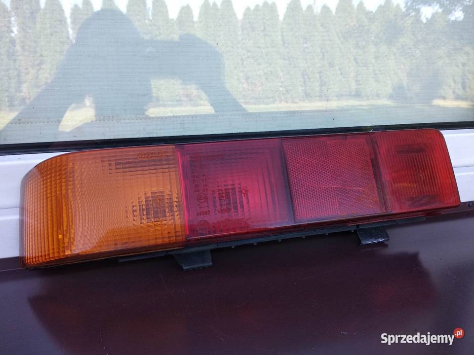 Fiat Cinquecento lampa tył tylna lewa wkład osobowe Sieradz