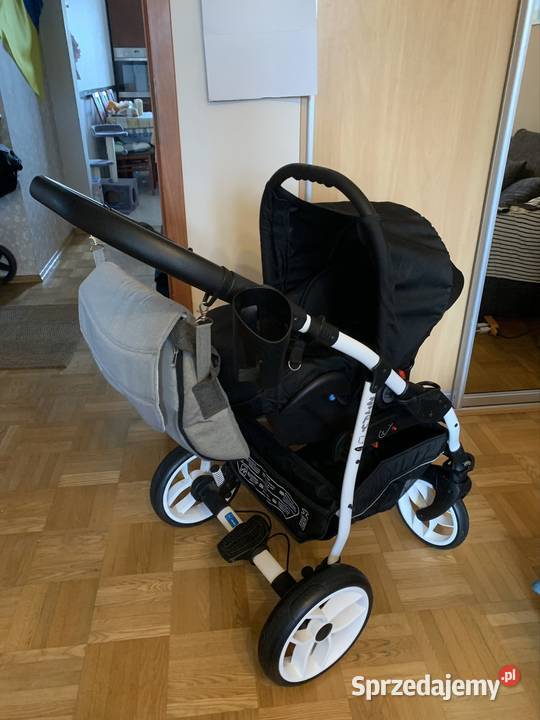 Sprzedam wózek BabyMers 3w1