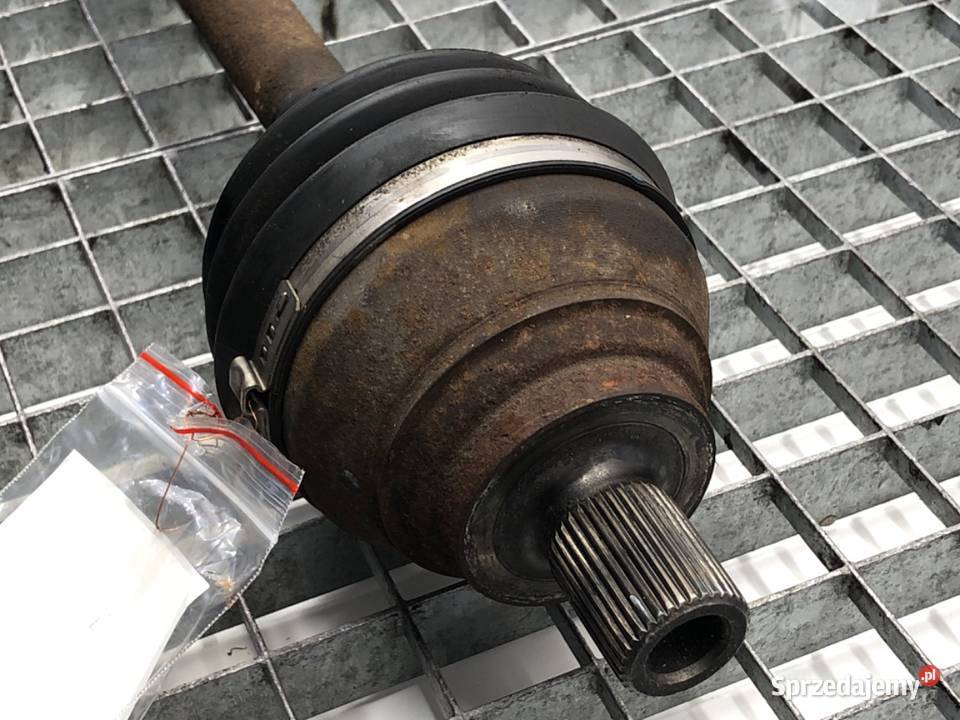 PÓŁOŚ PRAWY PRZÓD VW TIGUAN 20 150 PRZEGUB osobowe Części samochodowe