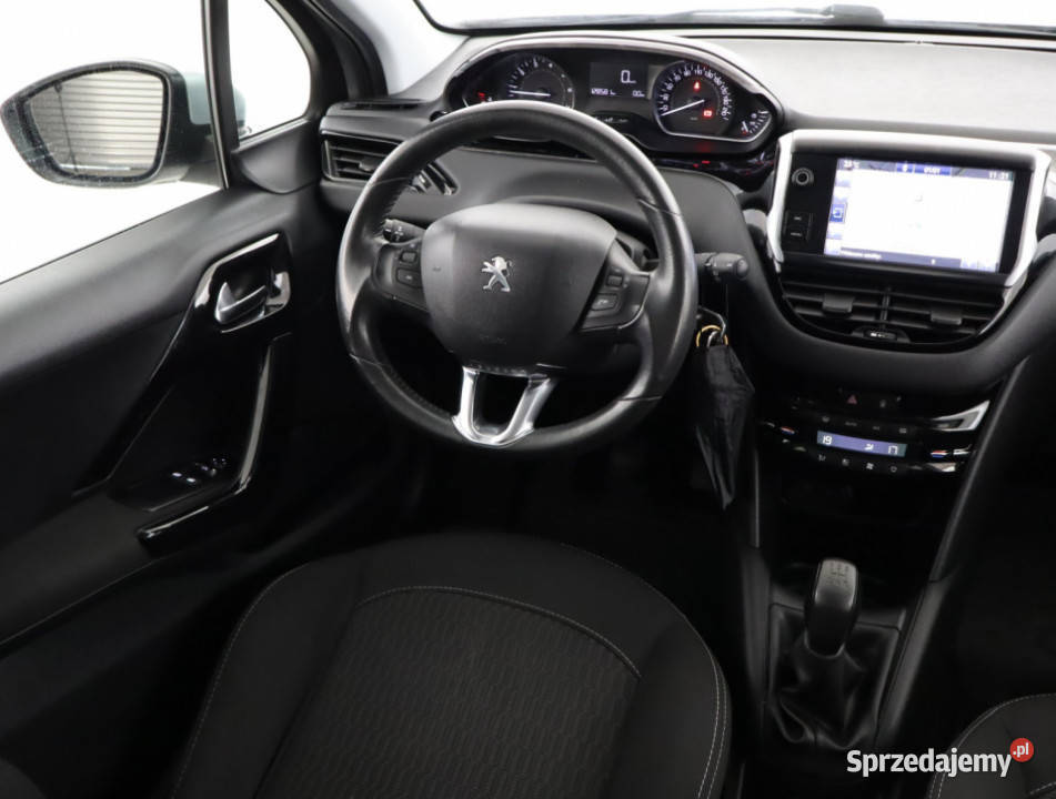 Peugeot 208 12 PureTech Bielany Wrocławskie