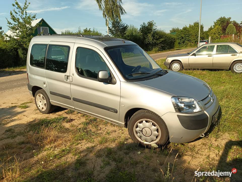 Sprzedam Citroen Berlingo 16 Benzyna wielkopolskie Konin