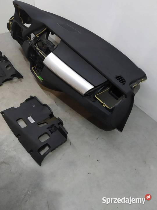 DESKA ROZDZIELCZA KOKPIT PULPIT EUROPA Bmw X5 II świętokrzyskie