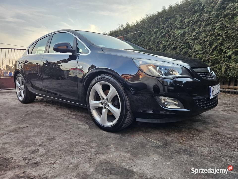 Opel Astra J 16T gniazdo AUX Czersk