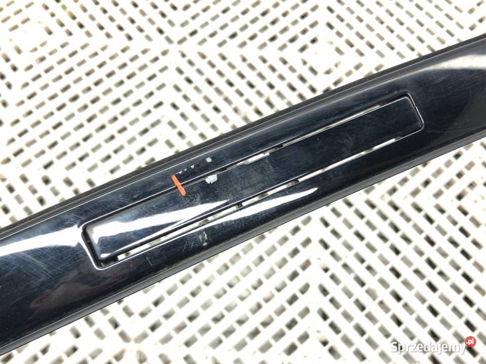 LISTWA ZGARNIAJĄCA PRZÓD PRAWY BMW G30