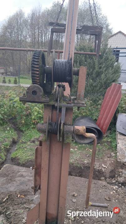 Stacjonarny ładowacz do obornika nieuszkodzony Polichno sprzedam