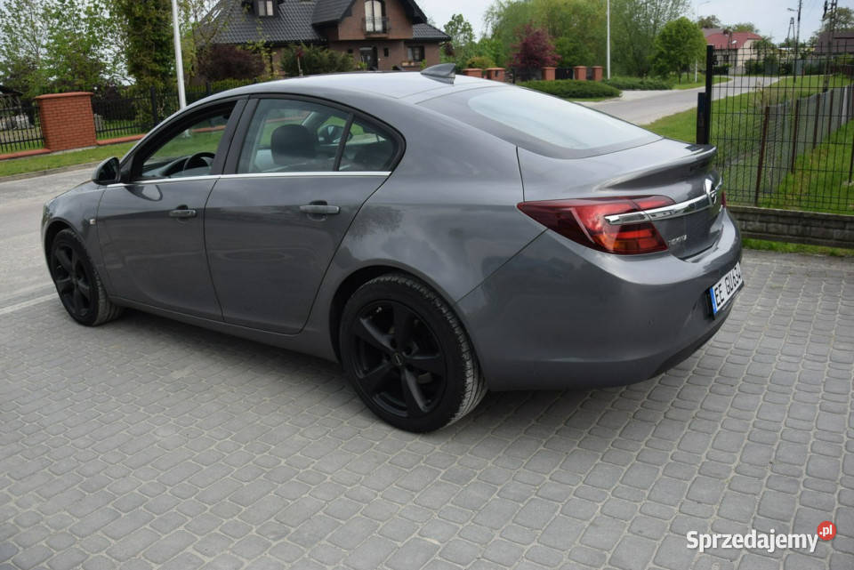 Opel Insignia 16TB Navi 2Kpl Kół Automat 104 Rok produkcji 2016 Majdan Sieniawski