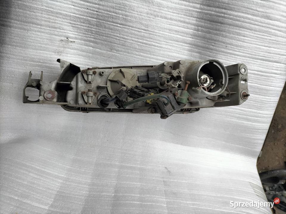 Mazda 626 GE 19921996 LAMPA PRZÓD PRZEDNIA PRAWA Kamień-Kolonia