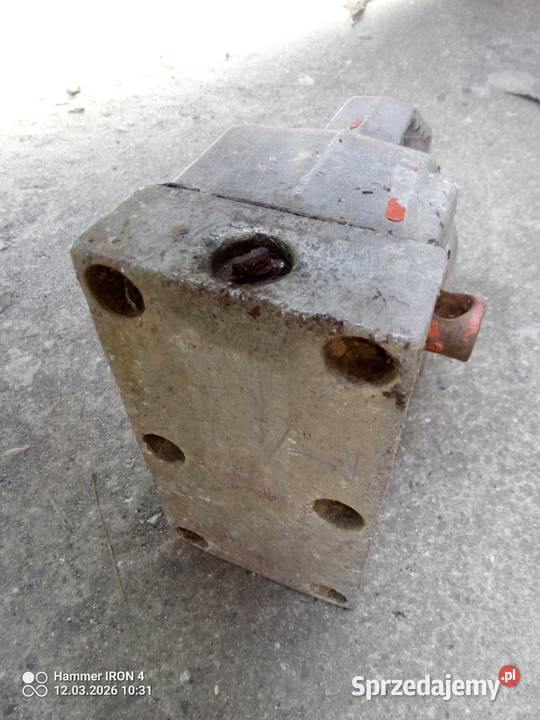 Stary podnośnik hydrauliczny duży Star Jelcz itp Przemyśl