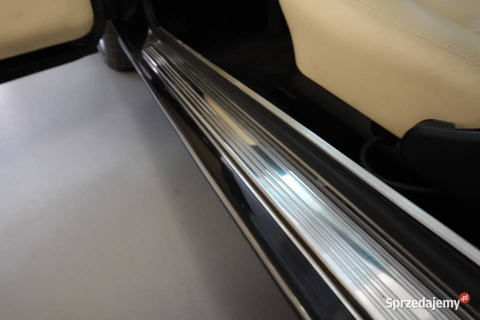 BMW 635 CSi 1987 E24 35 l czarne waniliowe aluminiowe felgi Zgierz