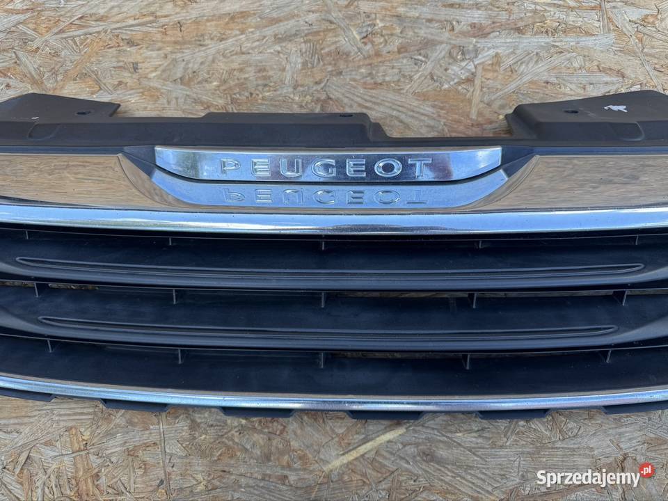 Grill atrapa chłodnicy Peugeot 108 14 chrom Logo Międzychód