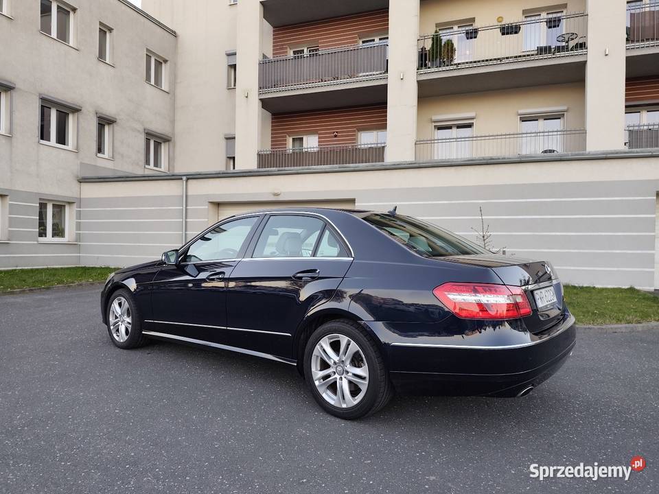 Mercedes E Klasa W212 30 CDI Avantgarde 2010r nieuszkodzony