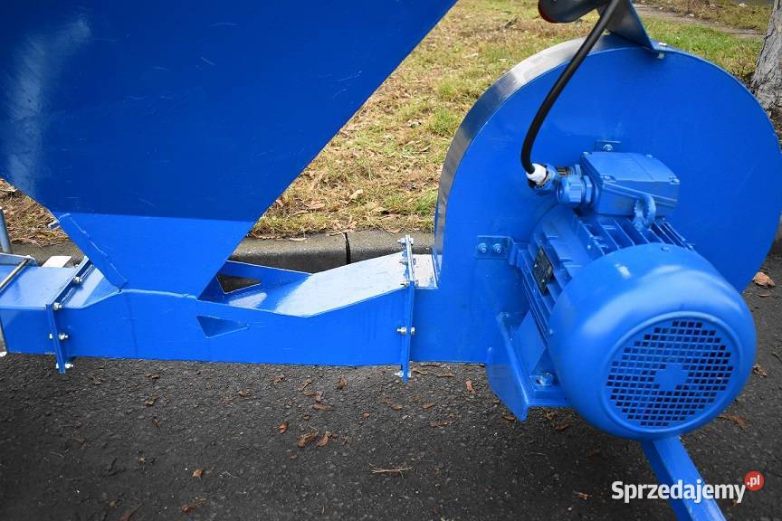 dispersed reinforcement dispenser for concrete